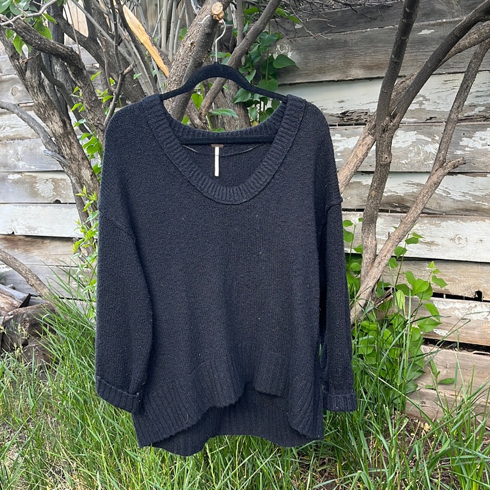 Free People Oversized Black Sweater, XS